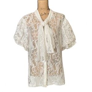 NEW Mirror Image Lace Button Front Blouse
